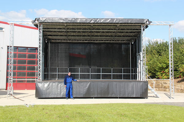 XL Stage